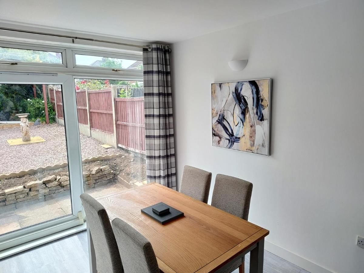 Wavertree Drive 3 Bed Contractor Home In Leicester Exteriér fotografie