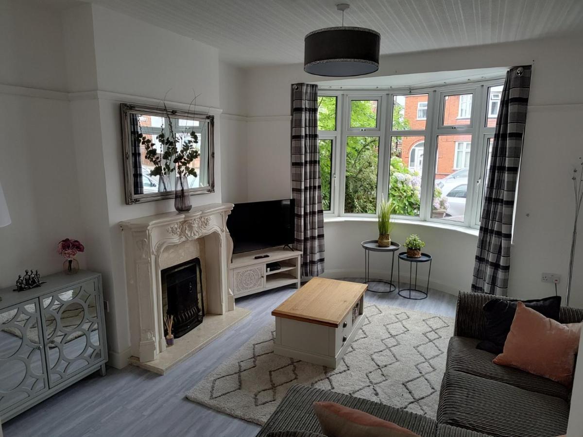 Wavertree Drive 3 Bed Contractor Home In Leicester Exteriér fotografie