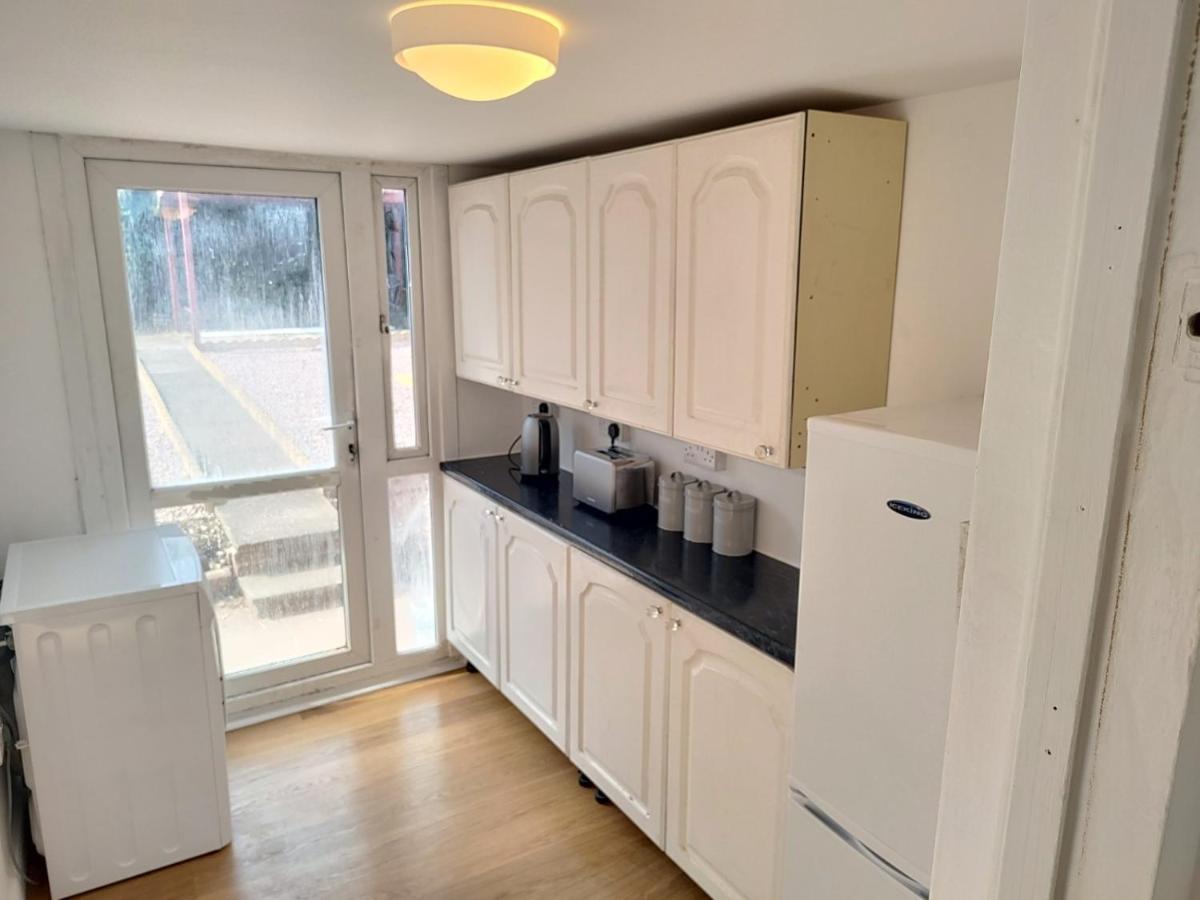 Wavertree Drive 3 Bed Contractor Home In Leicester Exteriér fotografie